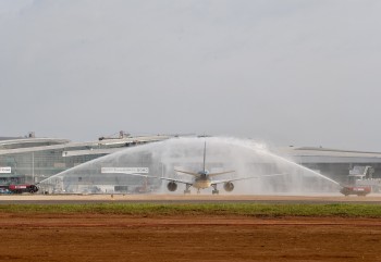 Sân bay Long Thành đón chuyến bay đầu tiên