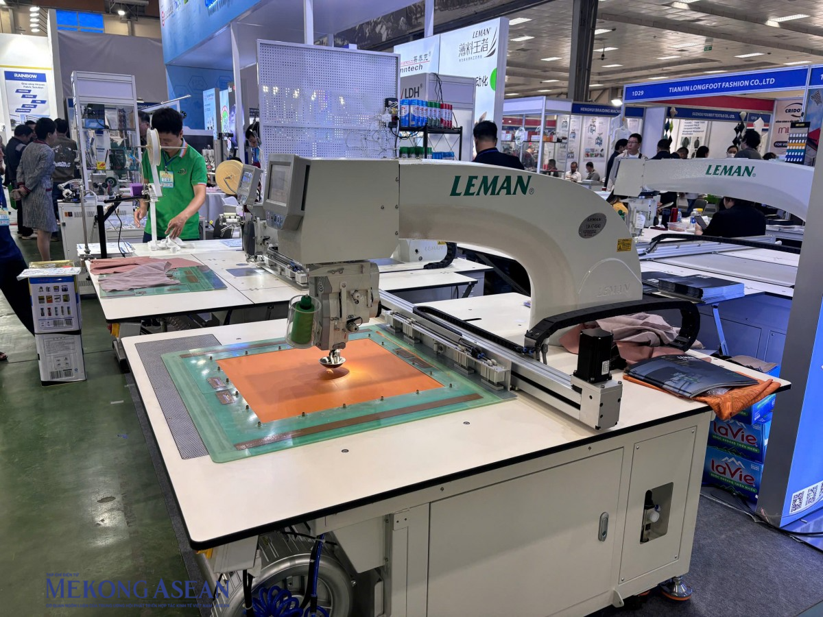 Khai mạc HanoiTex và HanoiFabric 2025: Đẩy mạnh kết nối chuỗi cung ứng dệt may