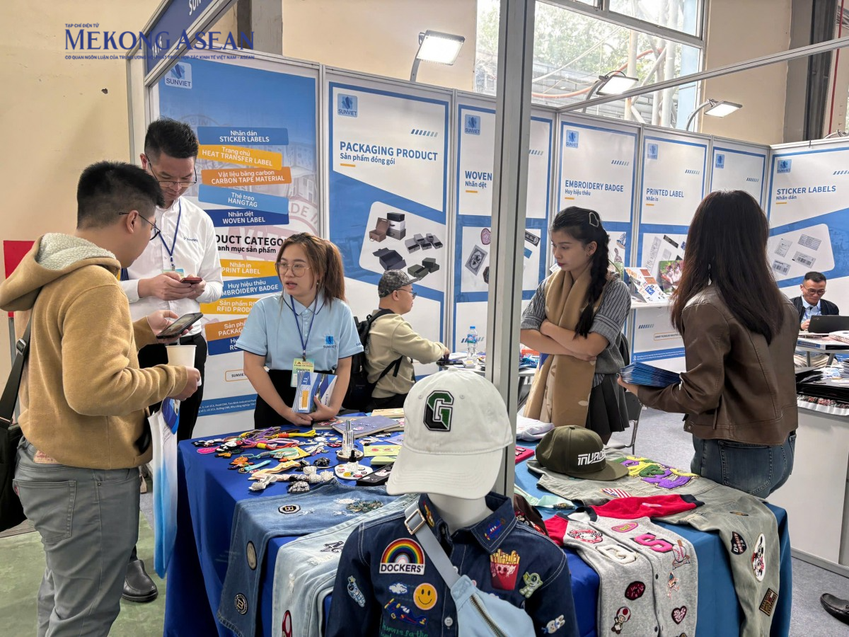 Khai mạc HanoiTex và HanoiFabric 2025: Đẩy mạnh kết nối chuỗi cung ứng dệt may