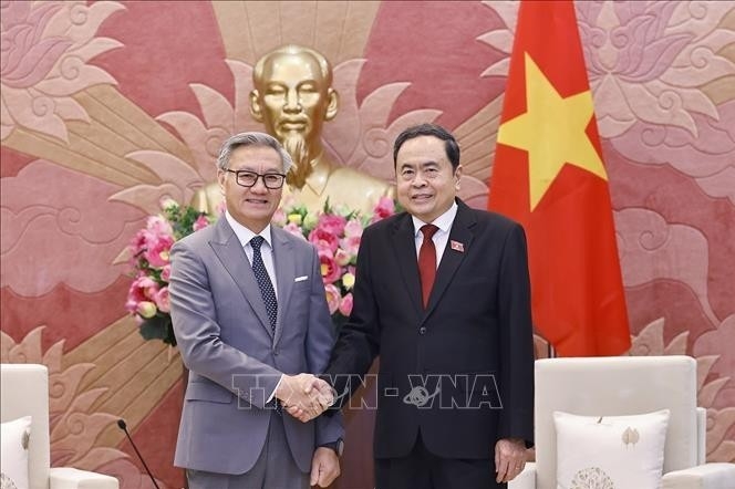 Chủ tịch Quốc hội Trần Thanh Mẫn tiếp Bộ trưởng Ngoại giao Lào