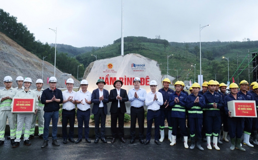 Cao tốc Quảng Ngãi – Hoài Nhơn sẵn sàng thông xe kỹ thuật vào ngày 19/12