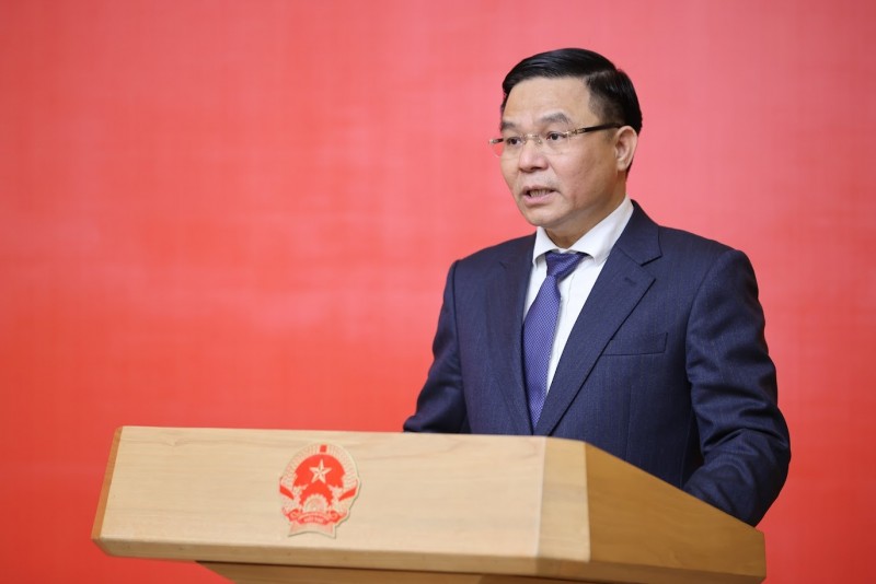 Thủ tướng trao Quyết định giao Quyền Bộ trưởng Công Thương