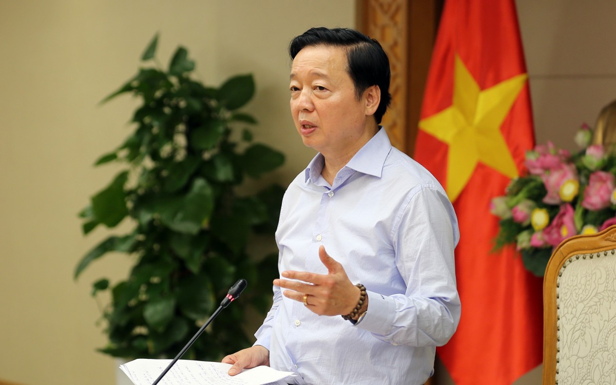 Phó Thủ tướng Trần Hồng Hà yêu cầu việc quy định các cơ chế mới, nhất là đối với dự án BT, phải tuân thủ nguyên tắc không hồi tố, chỉ áp dụng cho các trường hợp phát sinh từ ngày 1/7/2025 trở đi - Ảnh: VGP