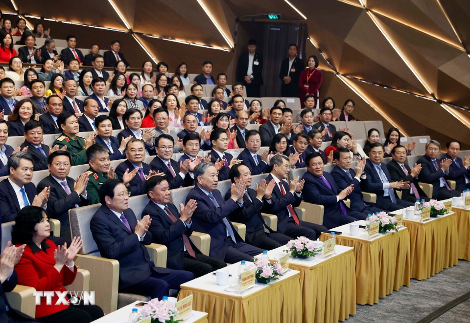 'Chúng ta đang đứng trước thời điểm lịch sử để tạo ra những kỳ tích mới'