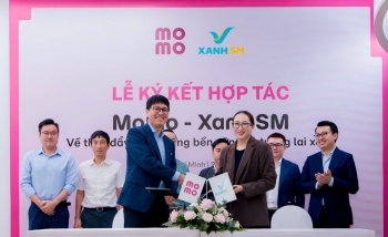 MoMo và Xanh SM ký kết hợp tác chiến lược