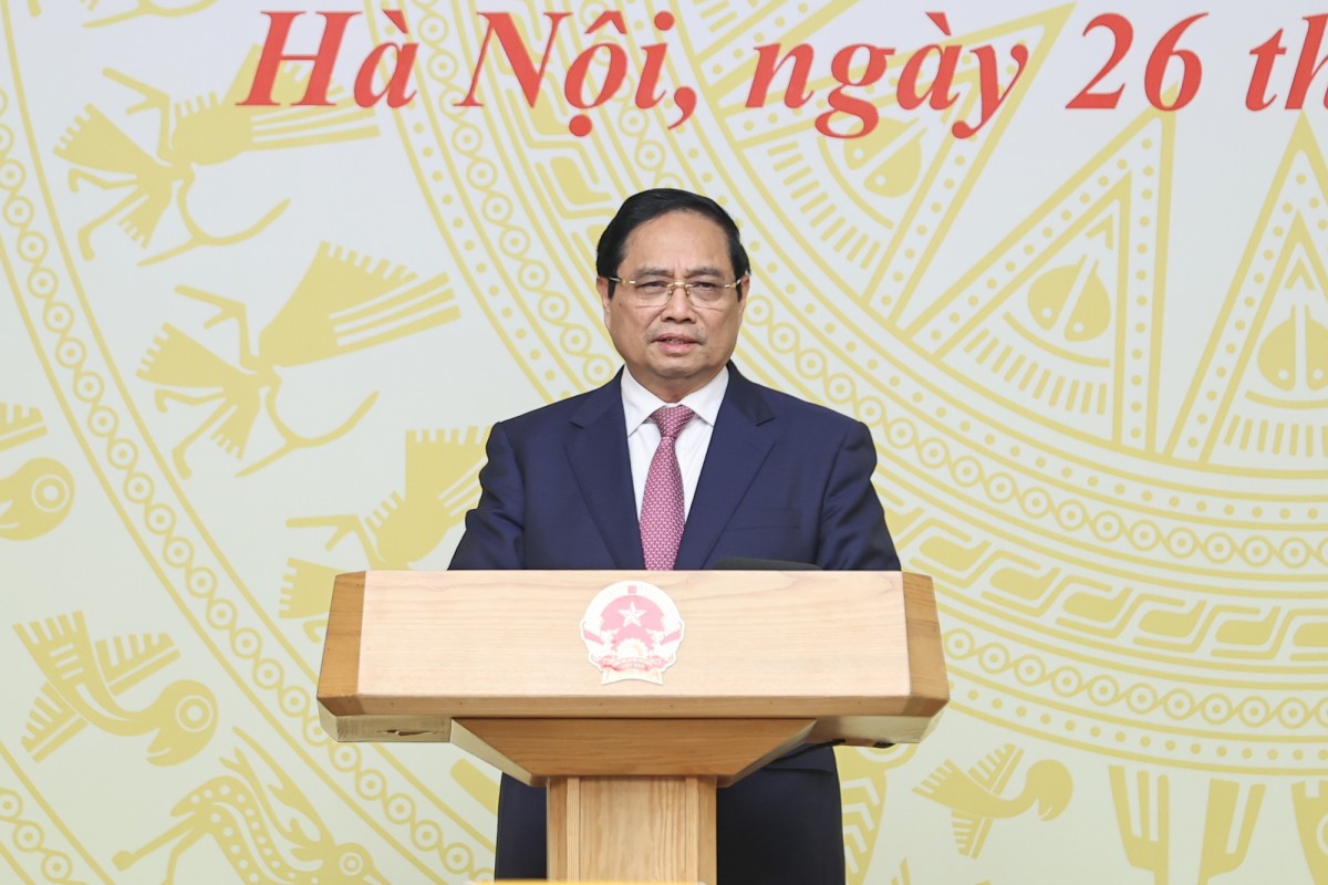 Thủ tướng lưu ý, xây dựng cơ chế, chính sách đột phá, nhất là ưu đãi, hỗ trợ học phí, cấp học bổng cho các học sinh tài năng, khuyến khích cơ chế đào tạo song bằng và thí điểm học vượt cấp, vượt lớp phù hợp thực tiễn. Ảnh: VGP.