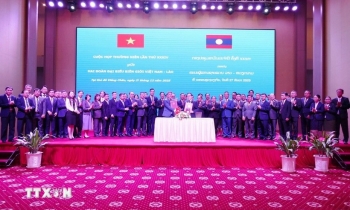 Việt Nam và Lào thắt chặt hợp tác quản lý, phát triển biên giới