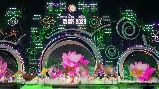 Khai mạc Festival hoa – kiểng Sa Đéc, làng nghề trăm năm trở thành di sản quốc gia