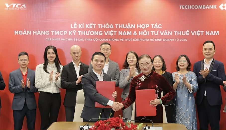 Techcombank và VTCA hỗ trợ hộ kinh doanh chuyển đổi sau khi bỏ thuế khoán