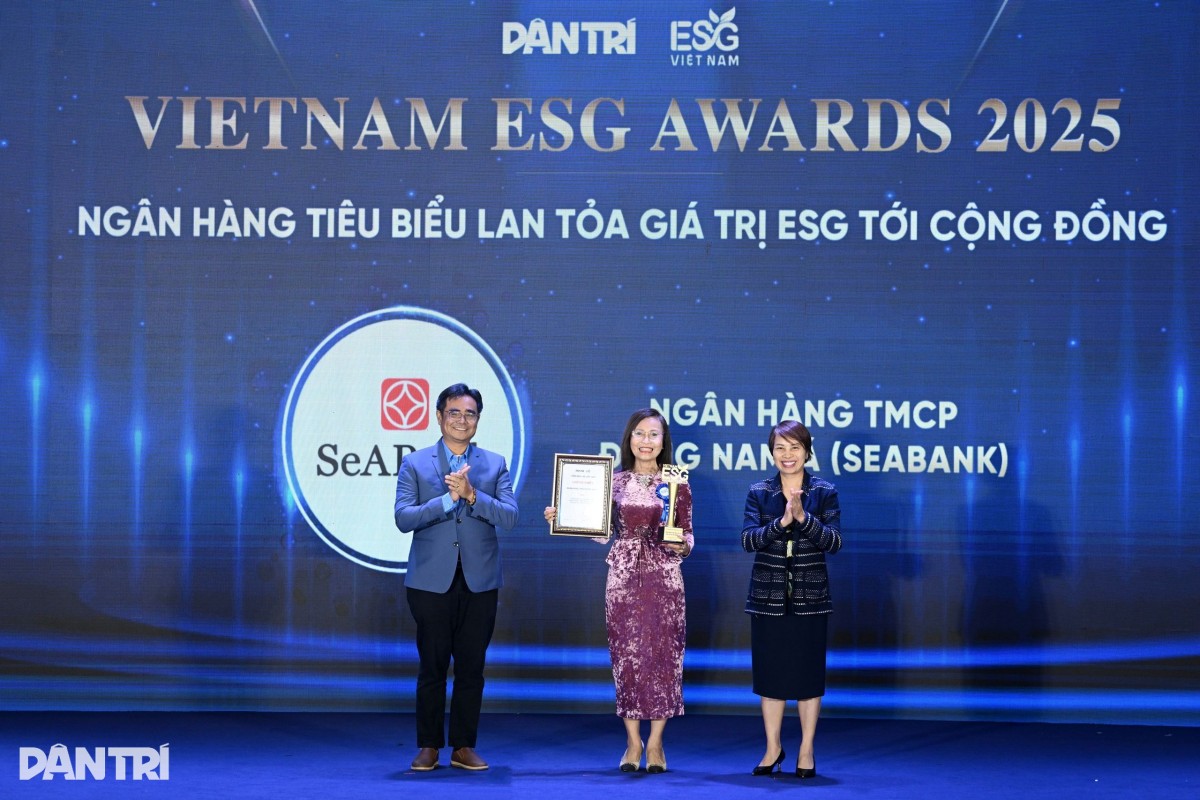 SeABank ghi dấu ấn tại Vietnam ESG Awards  và Tin Dùng Việt Nam 2025