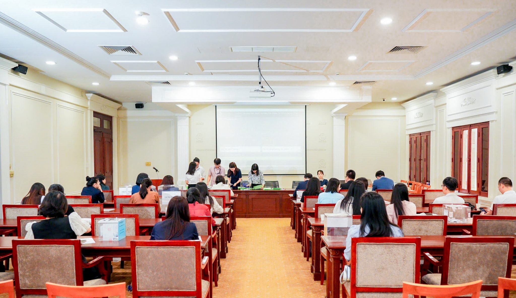 Hạ tầng Gelex đấu giá thành công 100 triệu cổ phiếu, niêm yết đầu năm 2026