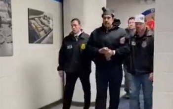 Tổng thống Venezuela nói ‘chúc mừng năm mới’ khi bị áp giải ở Mỹ