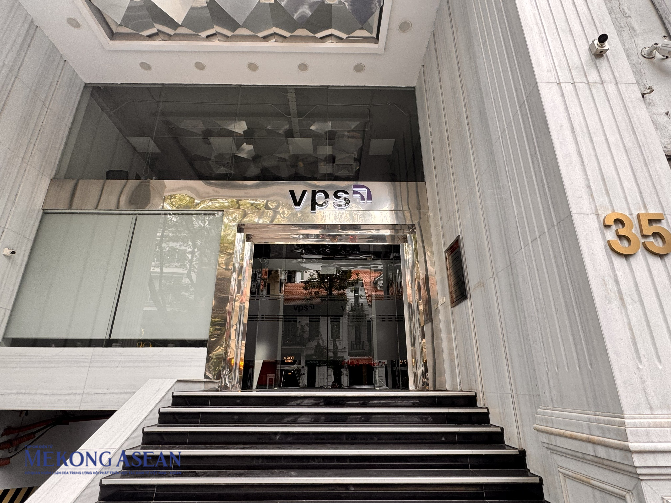 VPS chốt ngày phát hành 913 triệu cổ phiếu cho cổ đông hiện hữu