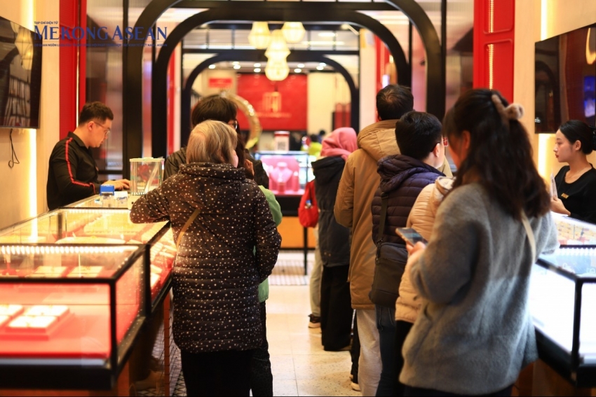 Không còn phải xếp hàng từ sớm, Bảo Tín Mạnh Hải thay đổi giờ bán vàng 0,1 chỉ