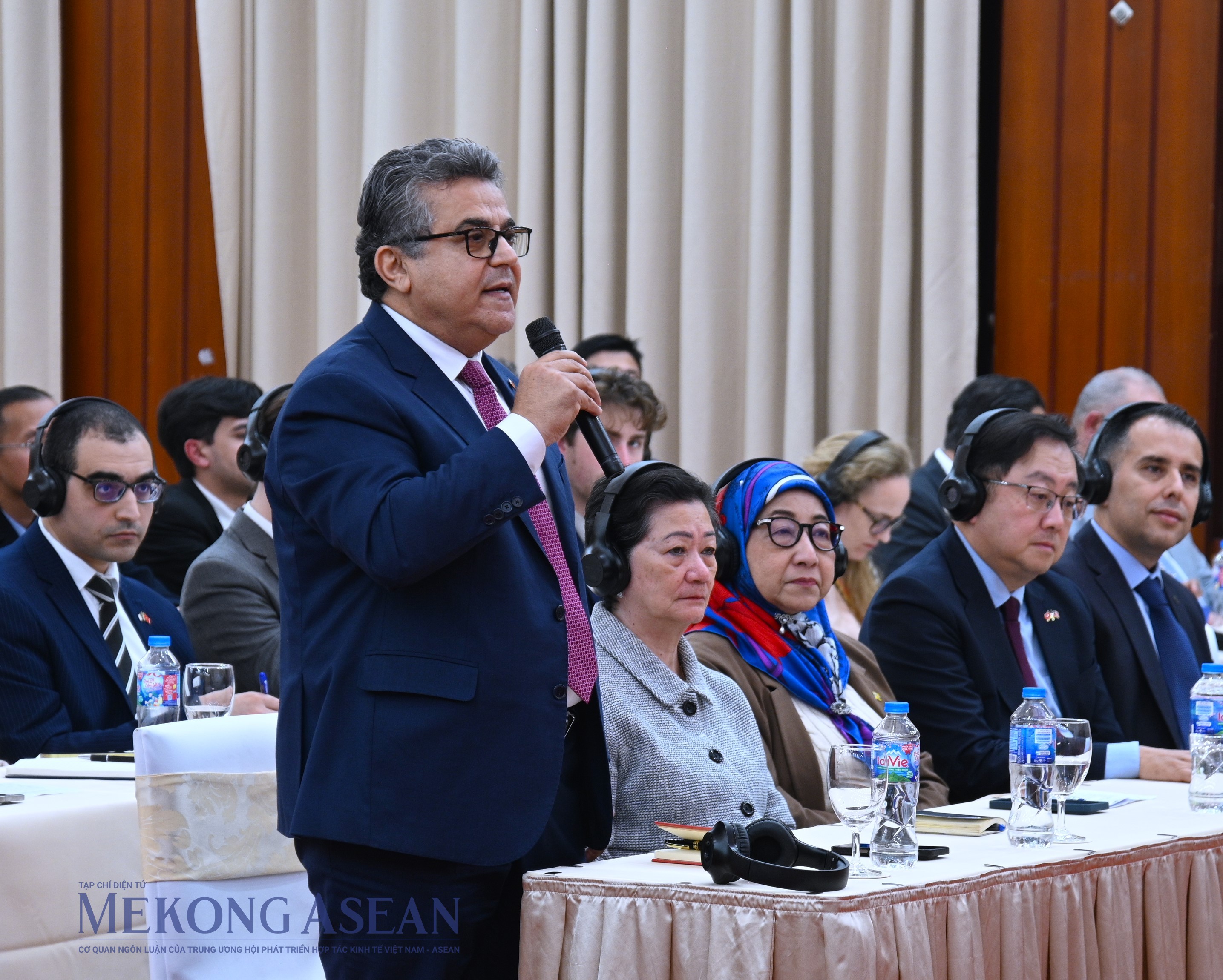 Hướng tới Đại hội XIV: Các Đại sứ kỳ vọng về định hướng phát triển của Việt Nam