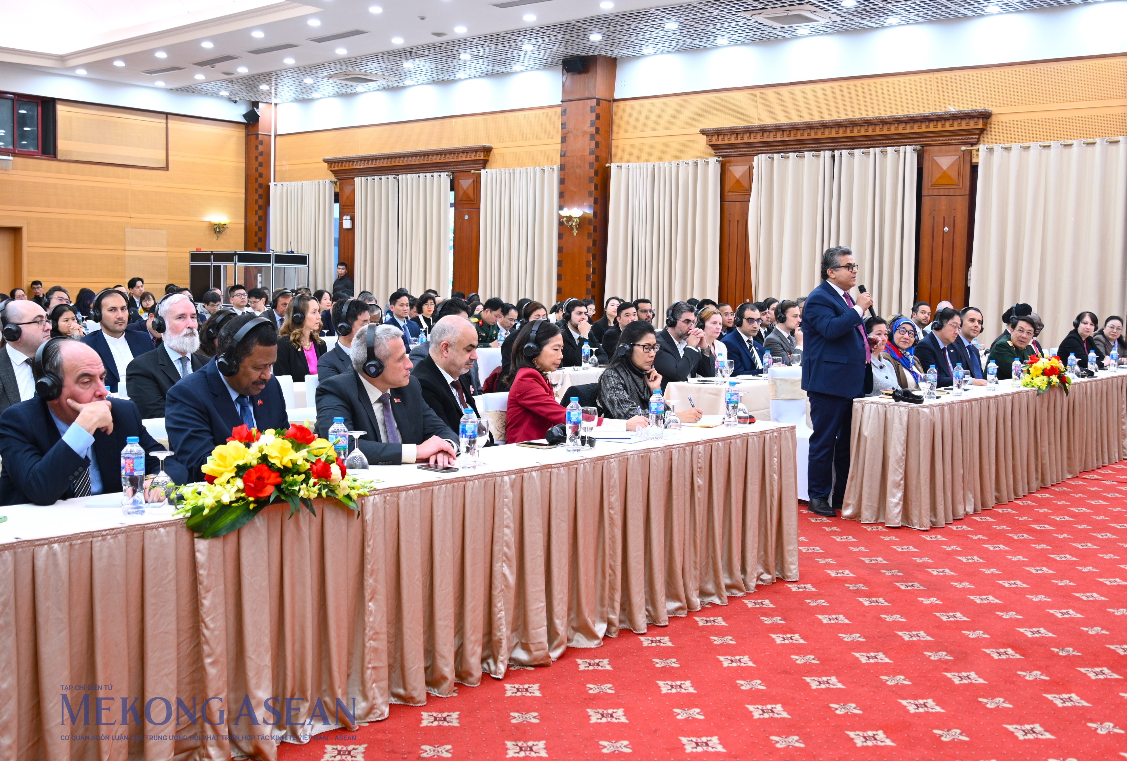 Hướng tới Đại hội XIV: Các Đại sứ kỳ vọng về định hướng phát triển của Việt Nam