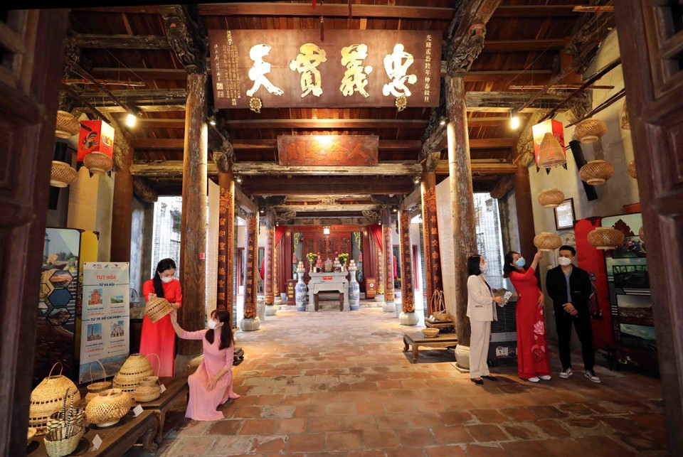 Di tích số 28 Hàng Buồm (Đền Quan đế). Ảnh: TTXVN.