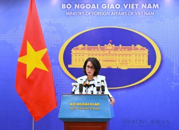 Phản đối Trung Quốc mở trung tâm thương mại trên đảo Phú Lâm