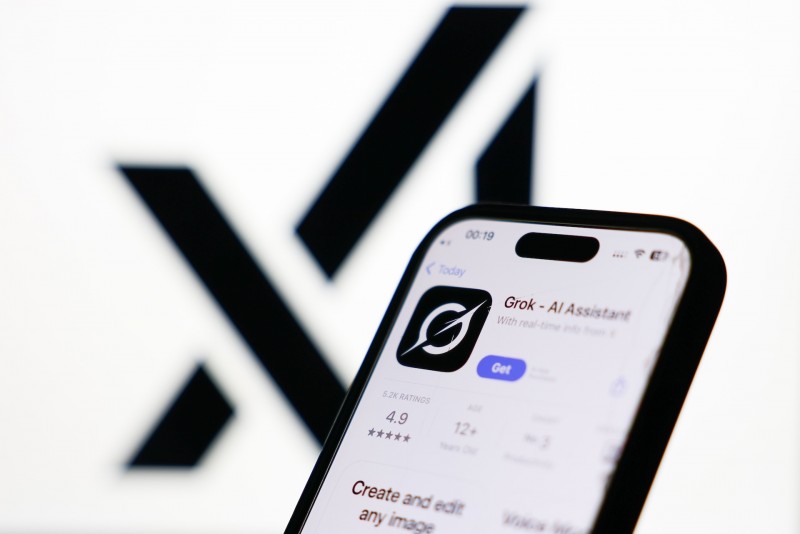 Indonesia trở thành quốc gia đầu tiên chặn chatbot Grok của tỷ phú Elon Musk