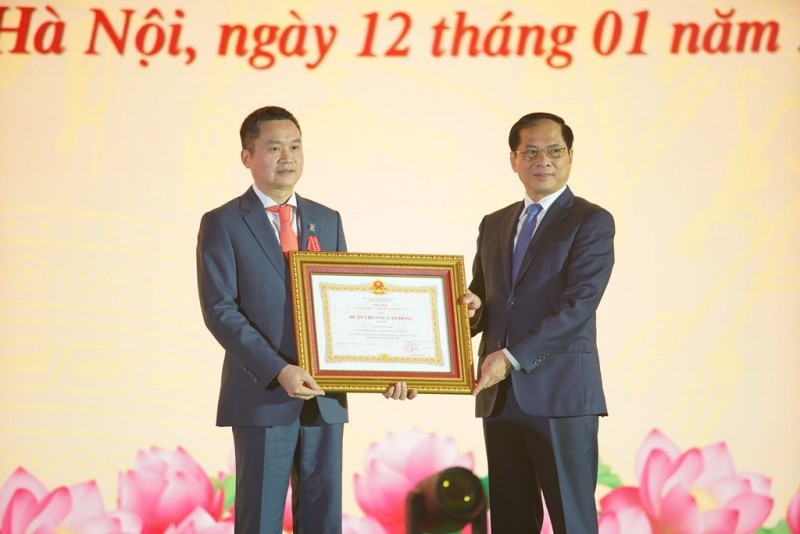 Petrolimex kỷ niệm 70 năm thành lập, đón nhận Huân chương Lao động hạng Nhất