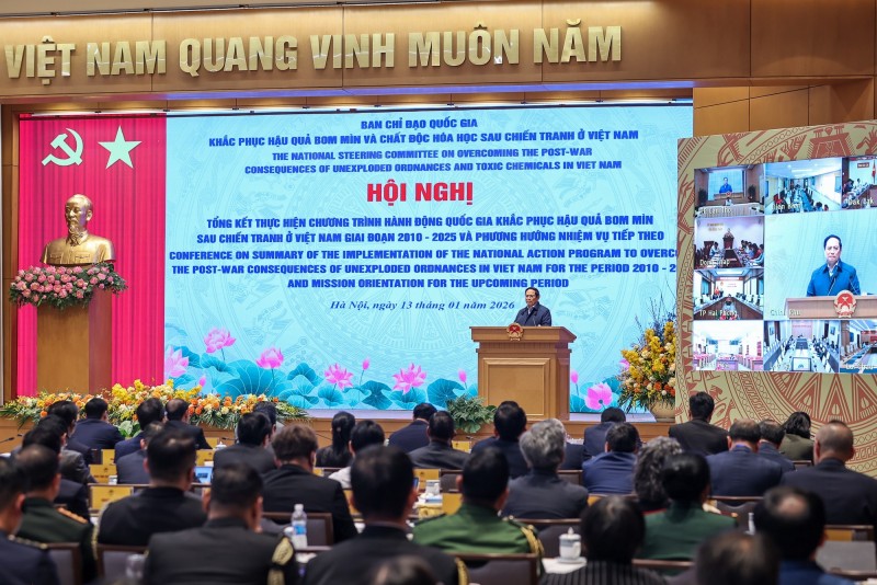 Thủ tướng: Cơ bản làm sạch ô nhiễm bom mìn dịp kỷ niệm 100 năm Quốc khánh