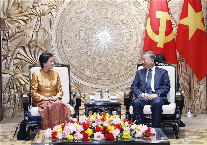 Đại sứ đánh giá cao chủ trương cải cách, tinh gọn bộ máy của Việt Nam, tin tưởng Đại hội Đảng lần thứ XIV của Việt Nam sẽ thành công tốt đẹp và Việt Nam sẽ thực hiện thành công hai mục tiêu 100 năm.