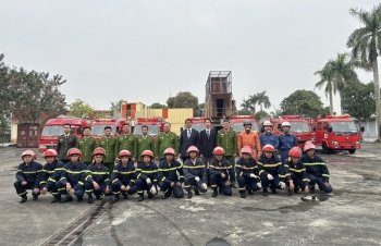 Nhật Bản tặng 7 xe chữa cháy cho Việt Nam