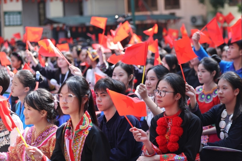 Hướng tới Đại hội XIV: Đột phá nguồn nhân lực cho phát triển bền vững