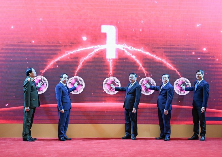 Quyết tâm thực hiện thắng lợi mục tiêu chiến lược trong kỷ nguyên mới