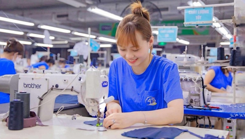 Cập nhật kết quả kinh doanh 2025: Nhiều công ty lãi kỷ lục