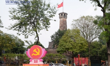 Hà Nội rực rỡ cờ hoa chào mừng Đại hội XIV của Đảng