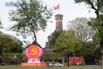 Hà Nội rực rỡ cờ hoa chào mừng Đại hội XIV của Đảng