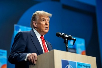 Tổng thống Trump: NATO sẽ yếu hơn nếu không có Mỹ