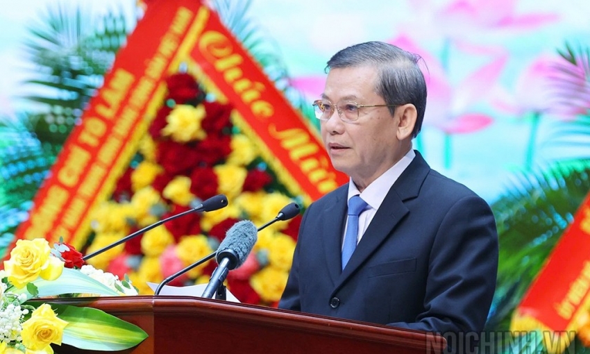 Gắn kỷ cương với phát triển