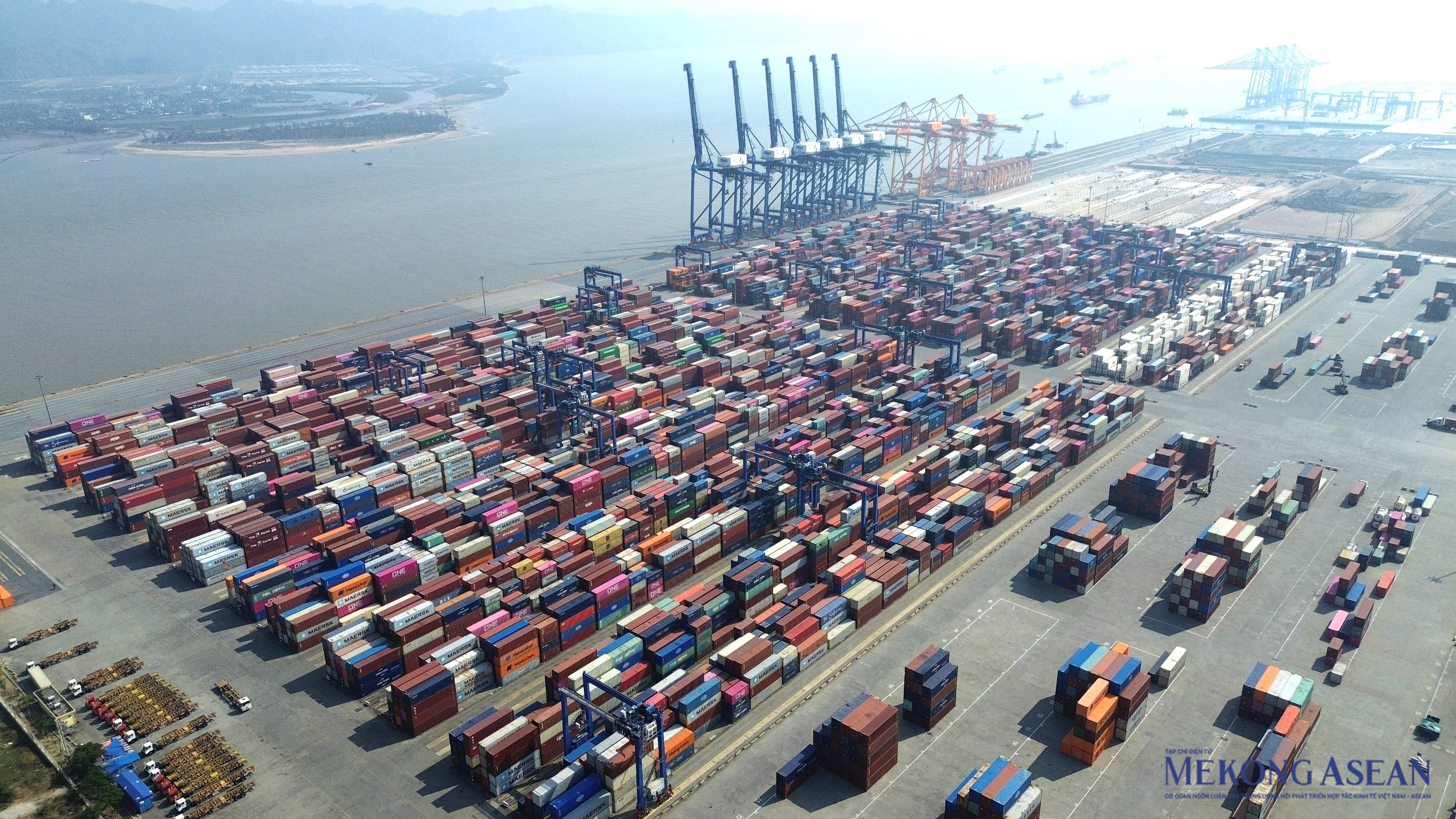 Chứng khoán NSI nêu động lực tăng trưởng 2025 và bước ngoặt Nghị quyết 79