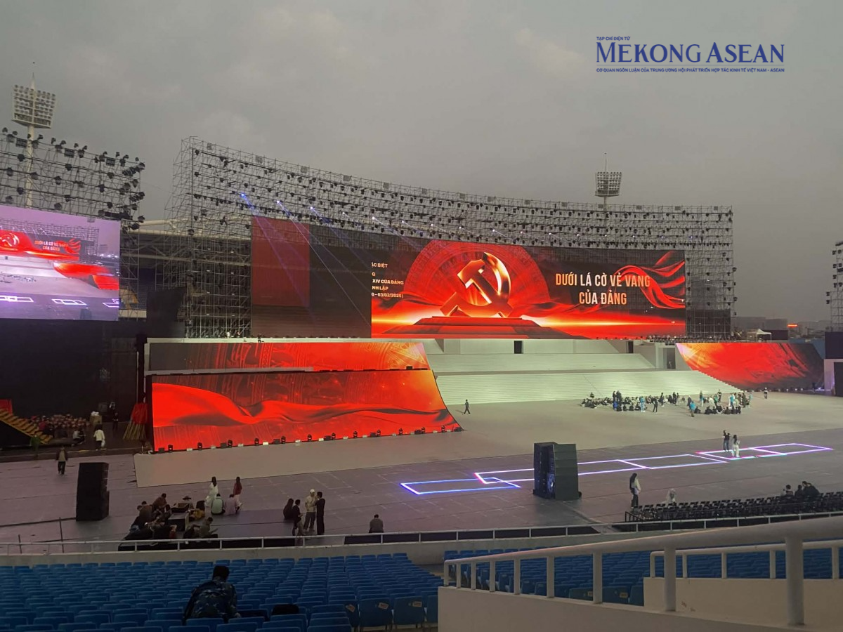 Tối nay tổng duyệt pháo hoa tại Mỹ Đình mừng Đại hội XIV