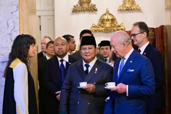 Tổng thống Indonesia gặp Vua Charles III tại London