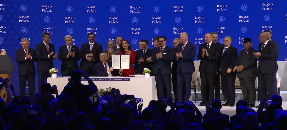 Ông Trump và đại diện các nước tham gia Hội đồng Hòa bình. Ảnh chụp màn hình