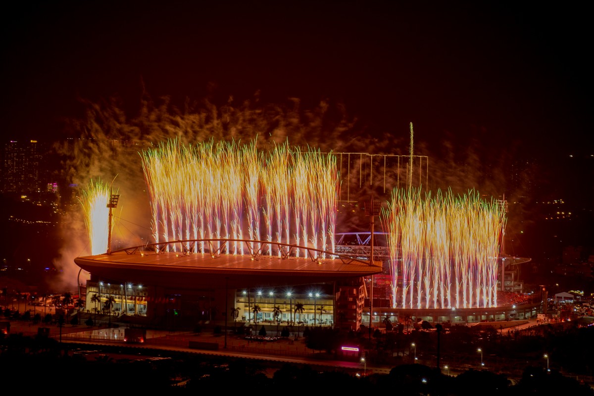 Sun Group chiêu đãi ‘đại tiệc pháo hoa’ mãn nhãn chưa từng có tại Hà Nội Sun Group chiêu đãi ‘đại tiệc pháo hoa’ mãn nhãn chưa từng có tại Hà Nội