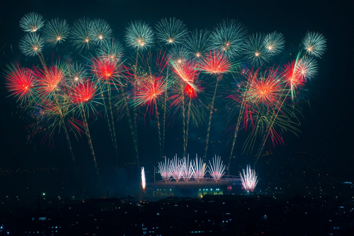 Sun Group chiêu đãi ‘đại tiệc pháo hoa’ mãn nhãn chưa từng có tại Hà Nội Sun Group chiêu đãi ‘đại tiệc pháo hoa’ mãn nhãn chưa từng có tại Hà Nội