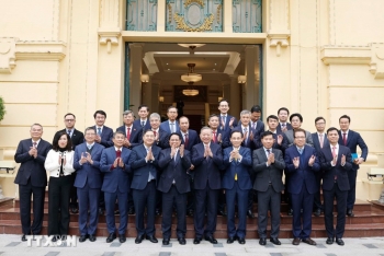 Tổng Bí thư làm việc với các Đại sứ Việt Nam ở nước ngoài tham dự Đại hội XIV