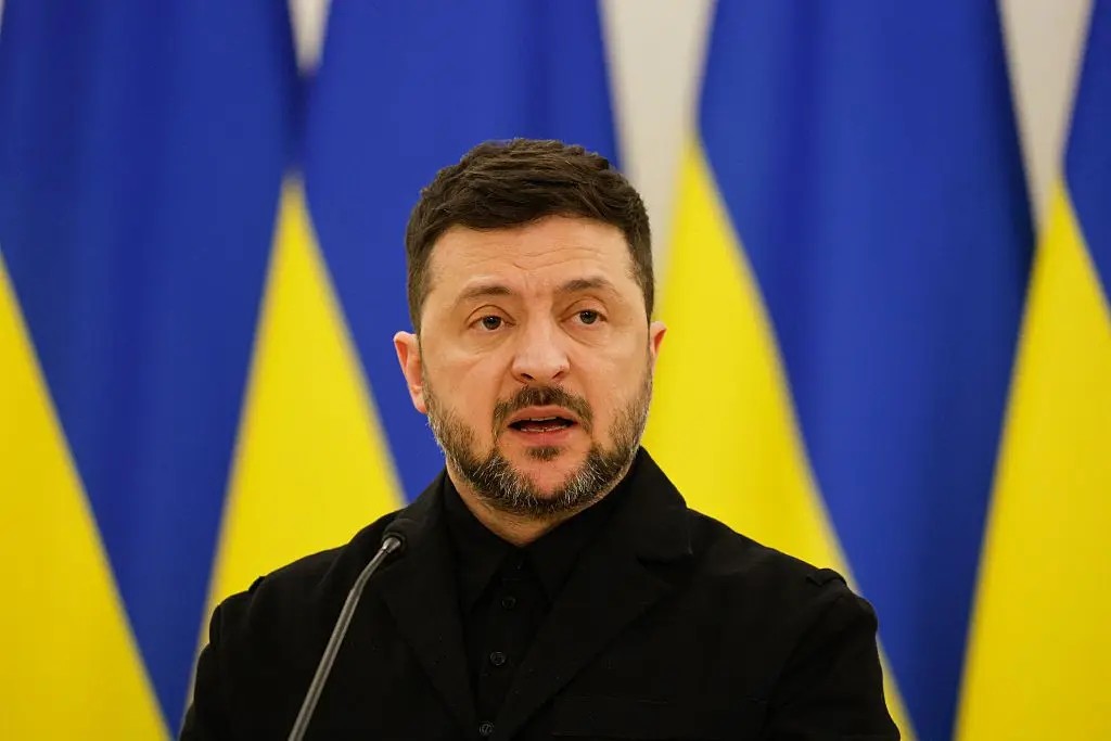 Tổng thống Ukraine Volodymyr Zelensky phát biểu trong cuộc họp báo tại Vilnius ngày 25/1. Ảnh: Kyiv Independent