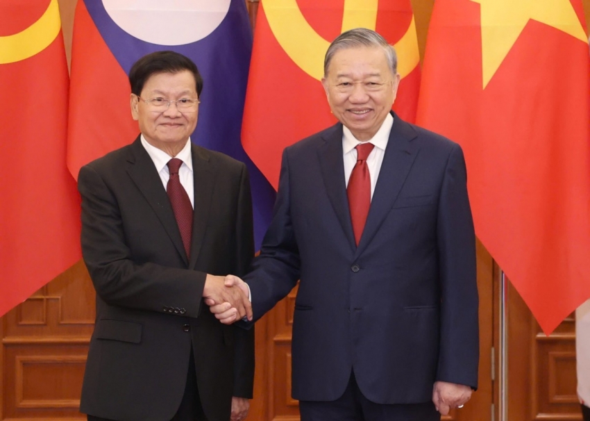 Làm sâu sắc và thực chất hơn nữa quan hệ hợp tác toàn diện Việt Nam - Lào