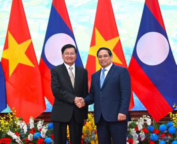 Việt - Lào tăng cường gắn kết kinh tế, thúc đẩy các dự án chiến lược