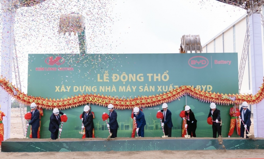 Huế động thổ xây dựng nhà máy sản xuất pin xe điện 130 triệu USD