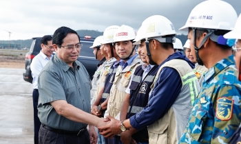 Thủ tướng: 'Không lãng phí một ngày' trong triển khai các dự án phục vụ APEC 2027