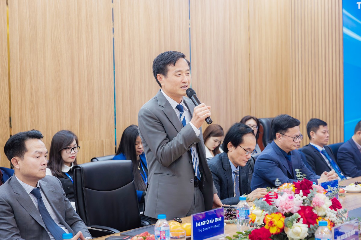 VietABank hợp tác Vnditech triển khai nền tảng ngân hàng số hợp kênh cho doanh nghiệp