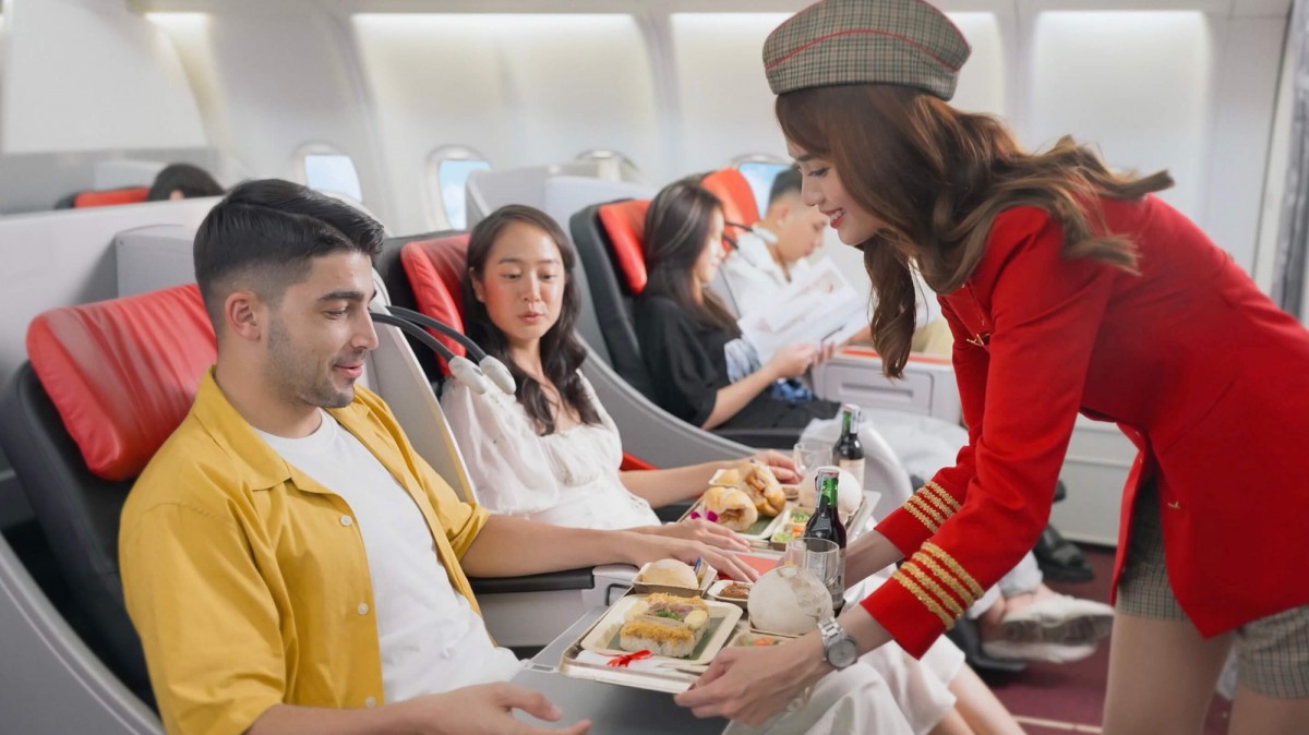 Vietjet tăng trưởng mạnh mẽ, mở rộng mạng bay quốc tế trong năm 2025