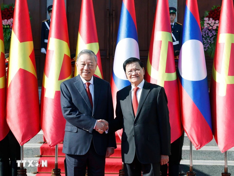 Làm sâu sắc hơn nữa mối quan hệ hữu nghị vĩ đại Việt Nam - Lào