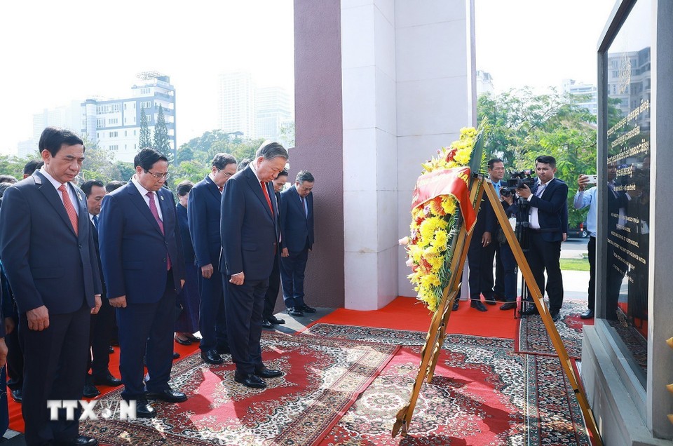 Lễ đón trọng thể Tổng Bí thư Tô Lâm tại Campuchia